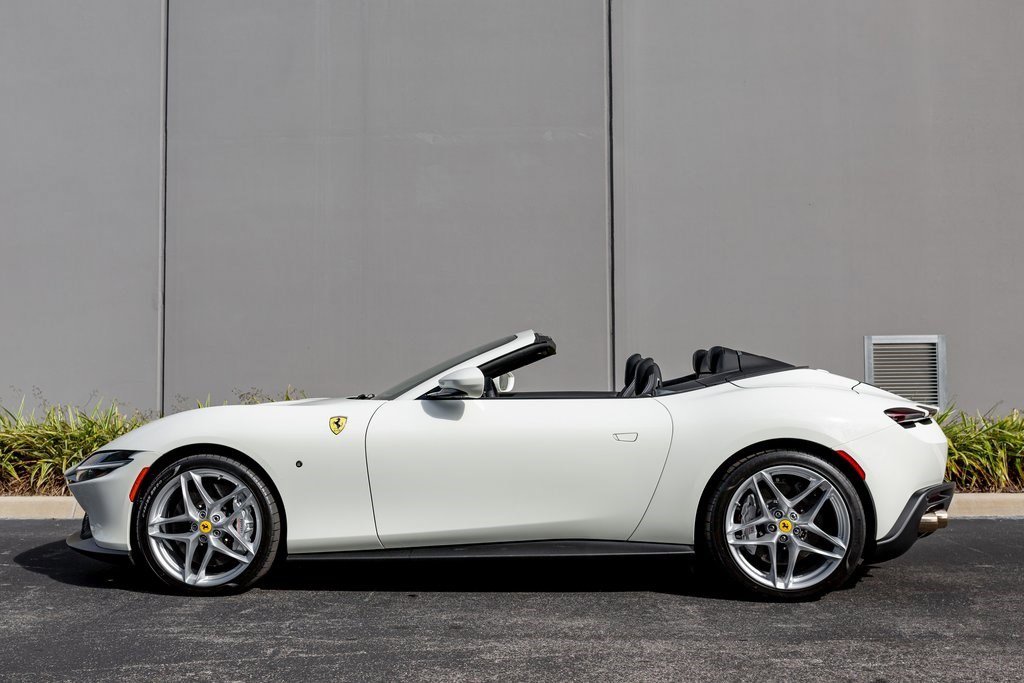 Used 2024 Ferrari Roma Spider image 2