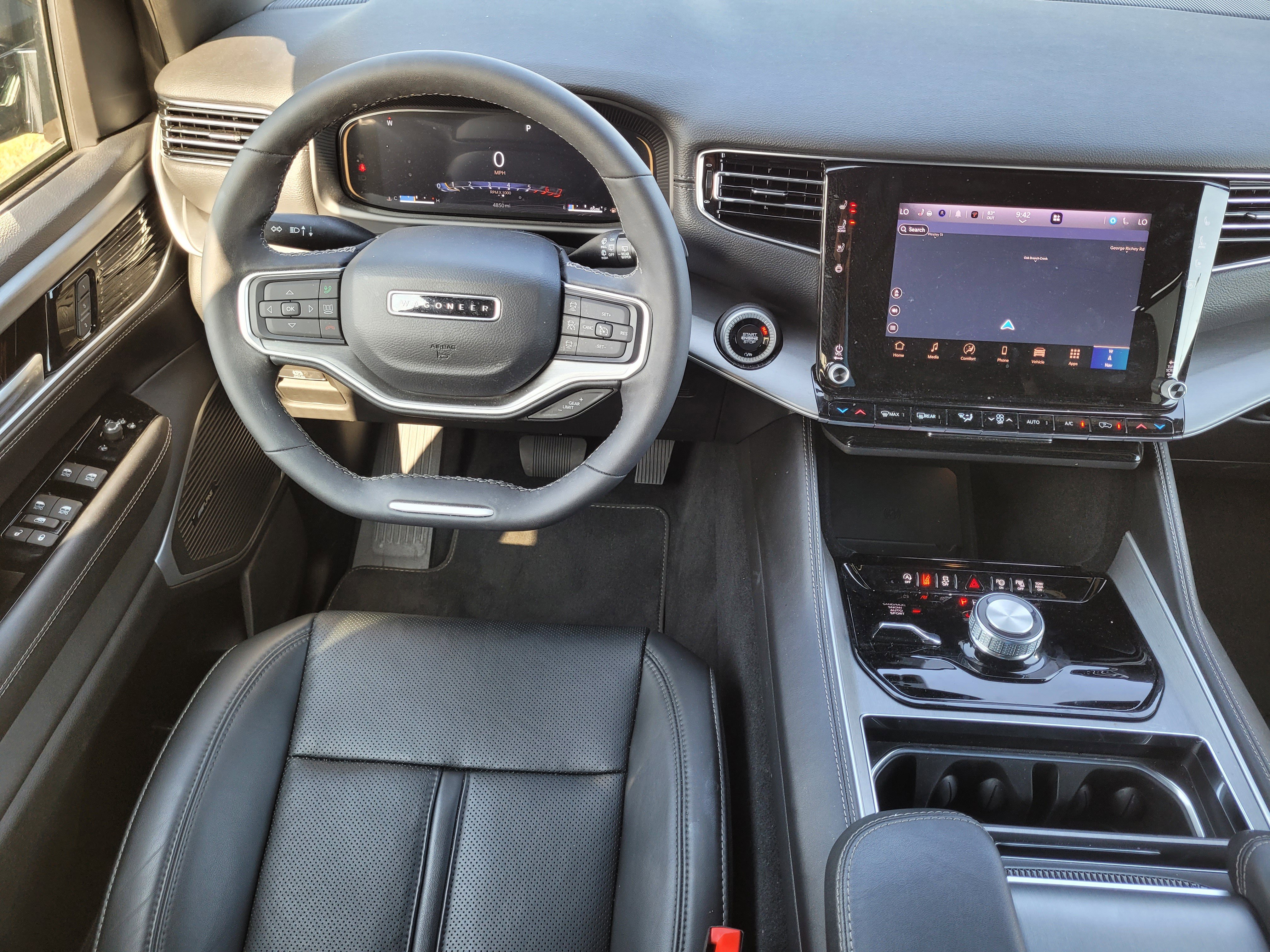 New 2025 Jeep Wagoneer 4WD w/ Convenience Group I image 13