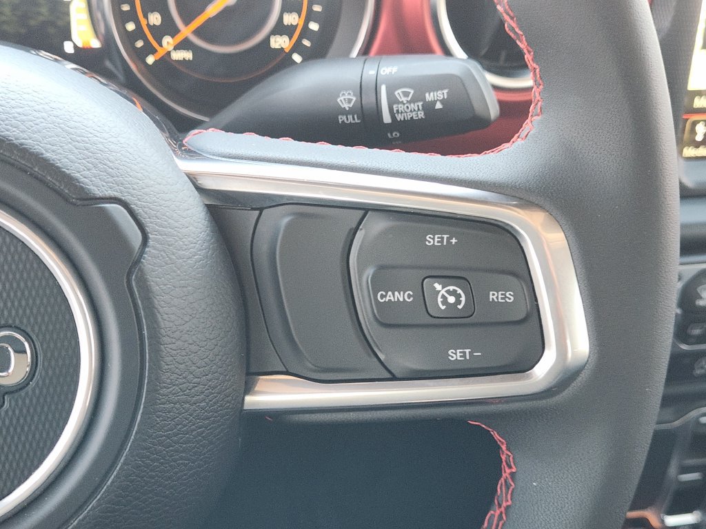 Used 2023 Jeep Gladiator Rubicon w/ Cold Weather Group AWD/4WD image 31