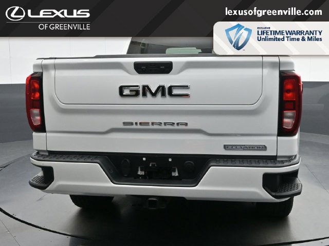Used 2023 GMC Sierra 1500 Elevation w/ LPO, Elevation Black Package AWD/4WD image 8