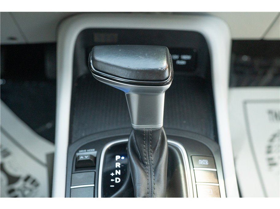 Used 2025 Hyundai Kona SEL FWD image 10