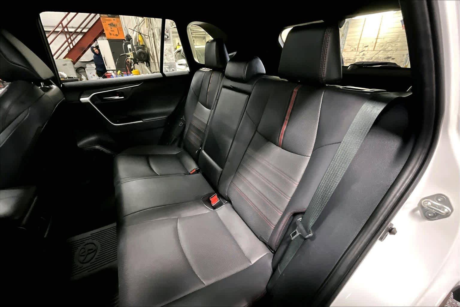 Used 2023 Toyota RAV4 XSE w/ Premium Package AWD/4WD image 20