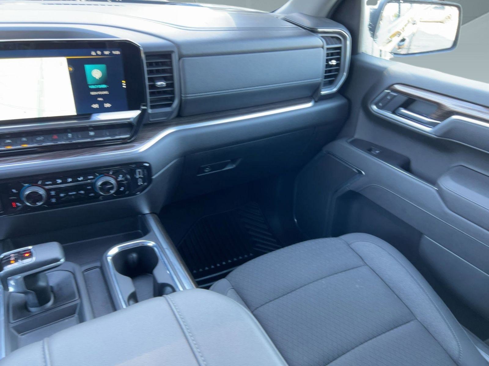 Certified 2025 Chevrolet Silverado 1500 LT w/ Texas Edition Plus image 29