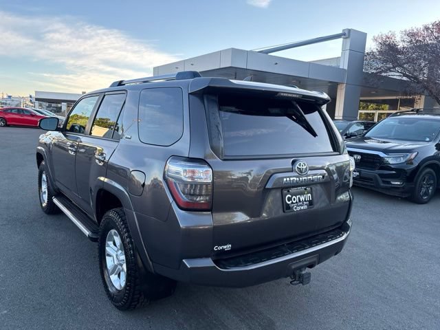 Used 2019 Toyota 4Runner SR5 AWD/4WD image 6
