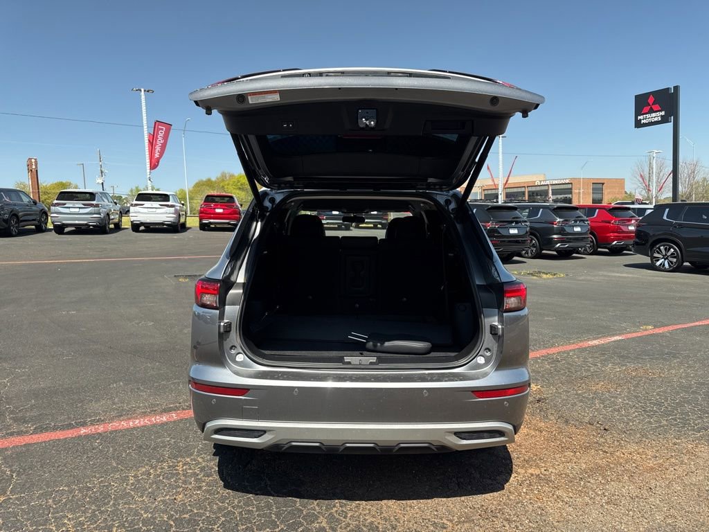 Used 2024 Mitsubishi Outlander SE FWD image 8