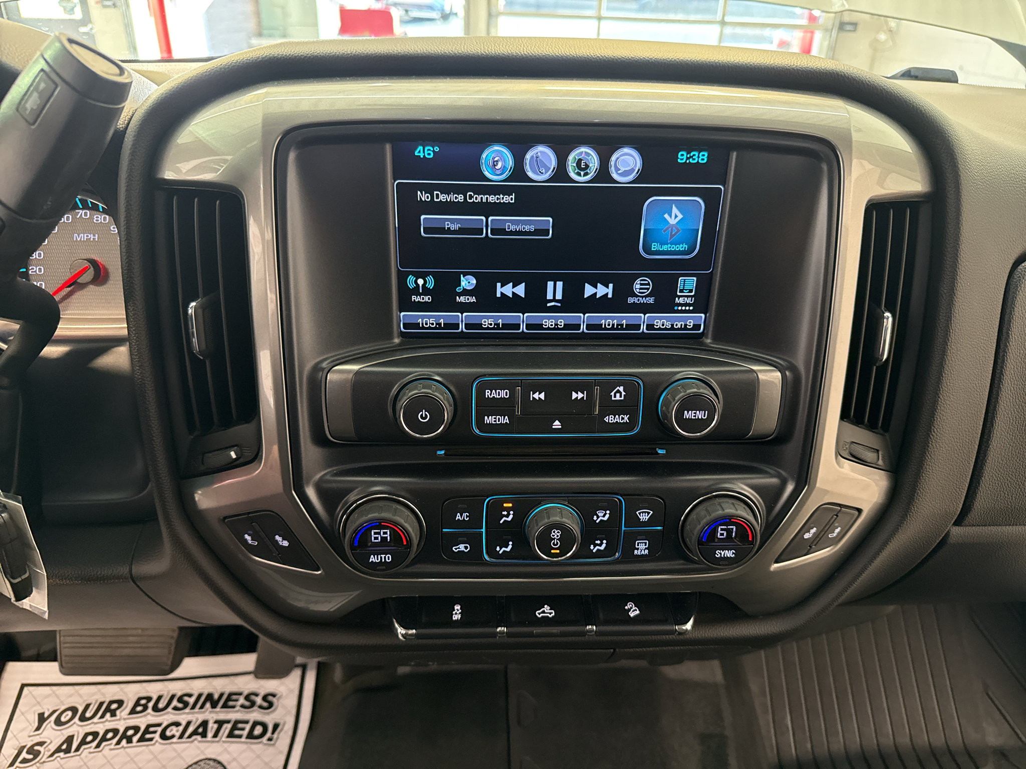 Used 2017 Chevrolet Silverado 1500 LT w/ All Star Edition AWD/4WD image 20