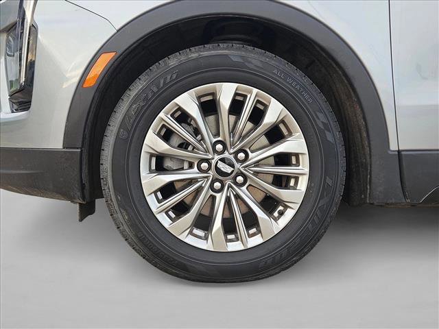 Used 2024 Cadillac XT4 Premium Luxury image 24