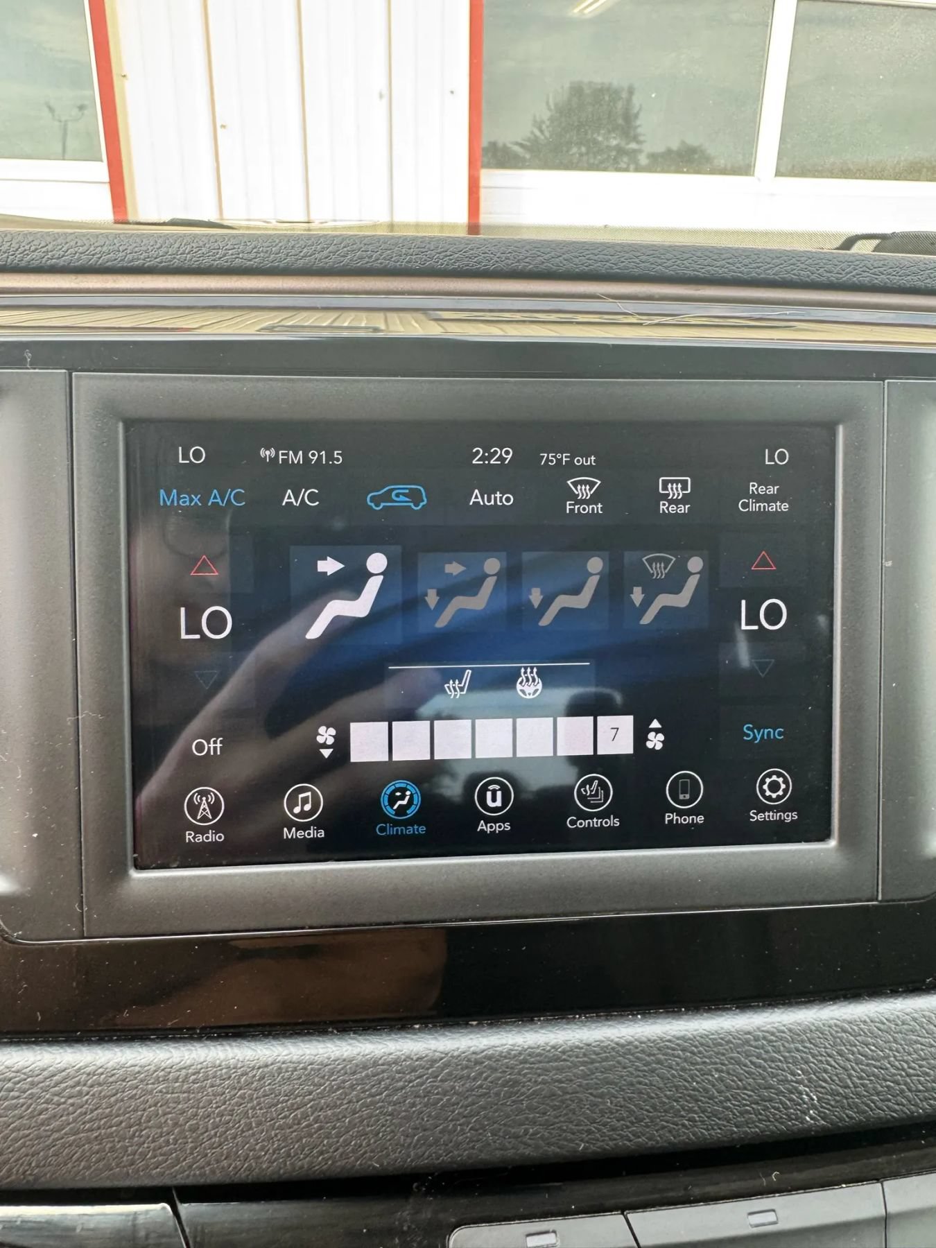 Used 2019 Chrysler Pacifica Touring-L FWD image 13