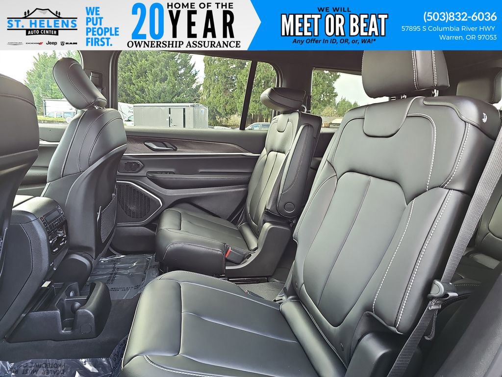 New 2026 Jeep Grand Cherokee L Limited w/ Trailer Tow Package image 21