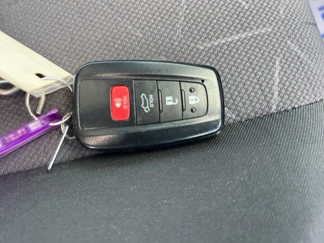 Used 2019 Toyota RAV4 XLE w/ Convenience Package AWD/4WD image 38