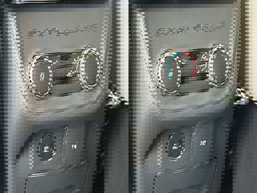 New 2026 Ford Explorer Active w/ Active Comfort Package image 20