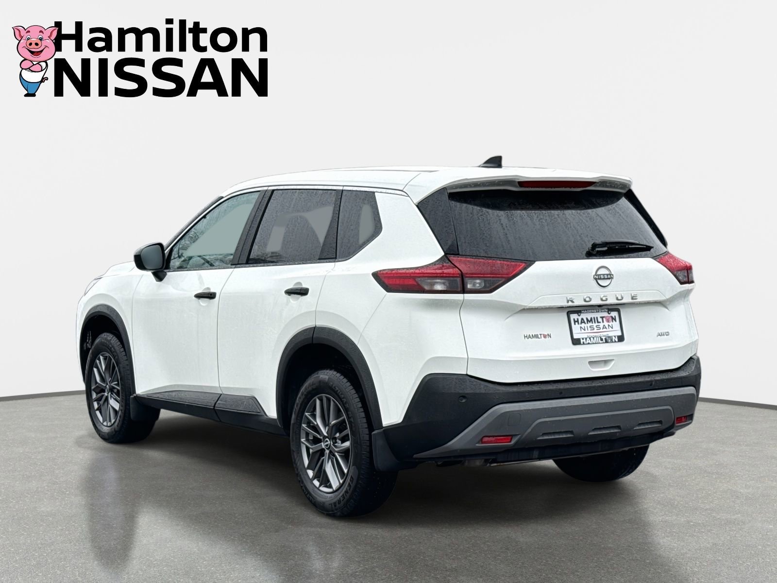 Used 2023 Nissan Rogue S image 4