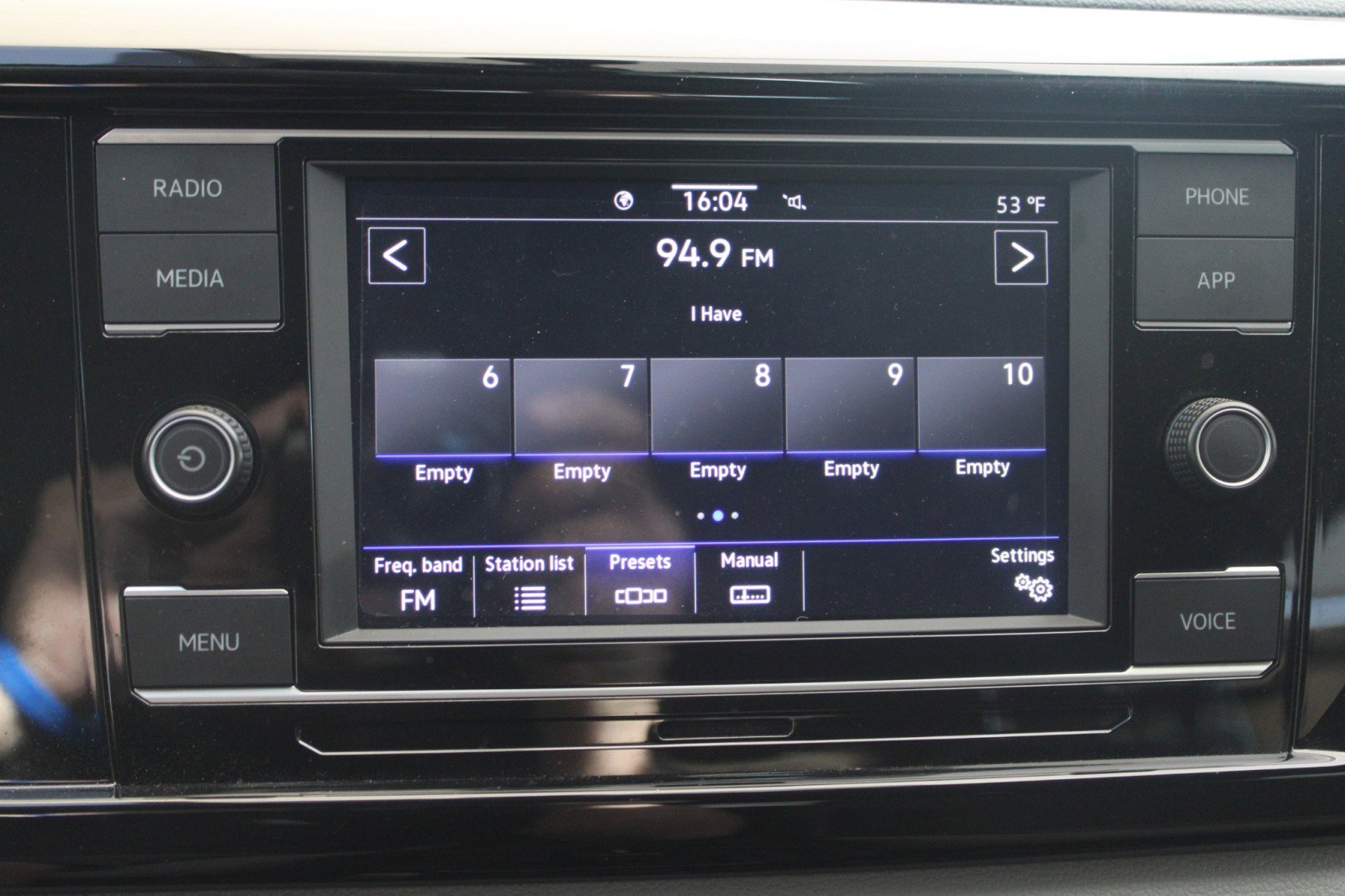 Used 2023 Volkswagen Taos S image 24