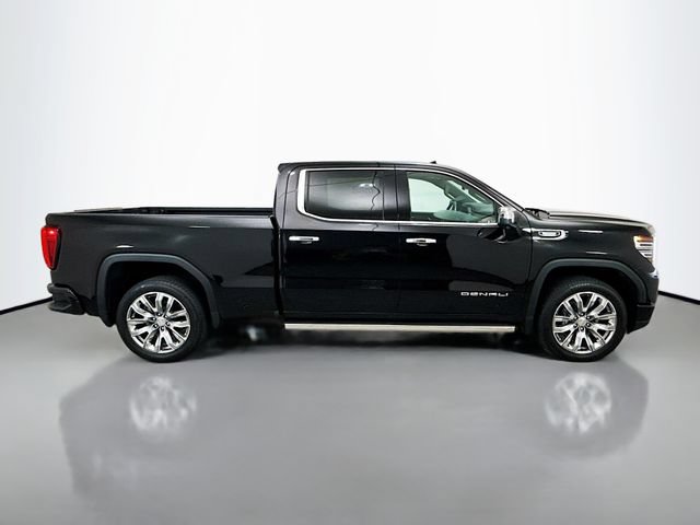 Used 2025 GMC Sierra 1500 Denali w/ Denali Reserve Package AWD/4WD image 9