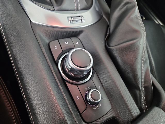 Used 2024 MAZDA MX-5 Miata RF Grand Touring image 26