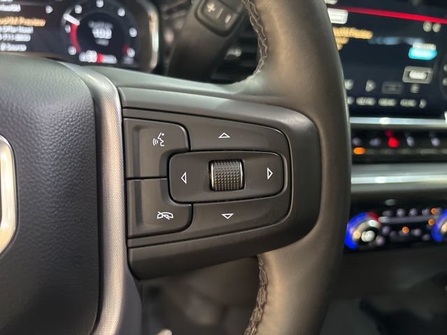 Used 2025 GMC Sierra 1500 SLT AWD/4WD image 24