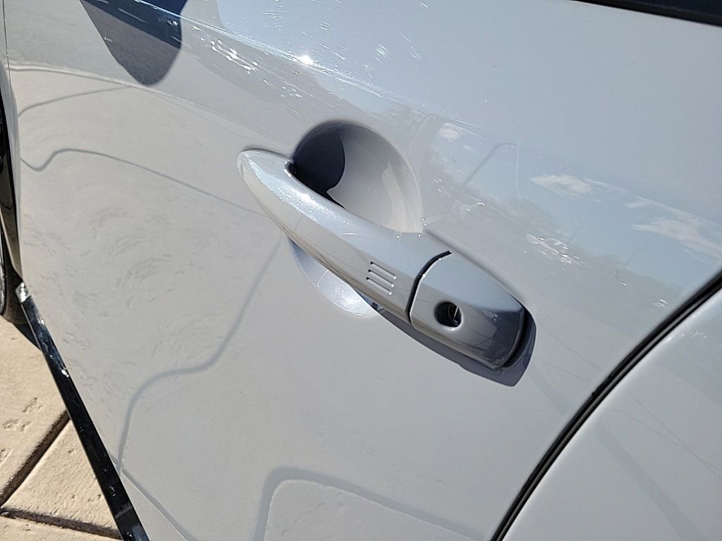 Used 2023 Nissan Ariya FWD image 10