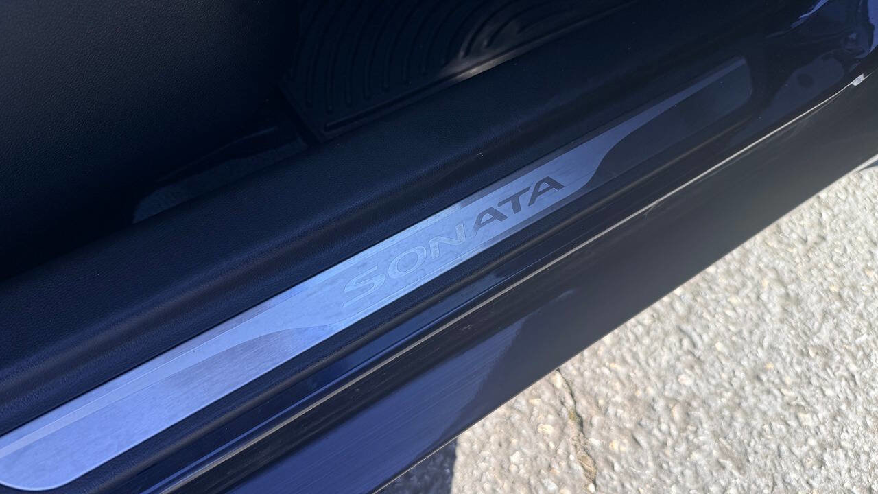 Used 2013 Hyundai Sonata Limited w/ Premium Pkg image 39