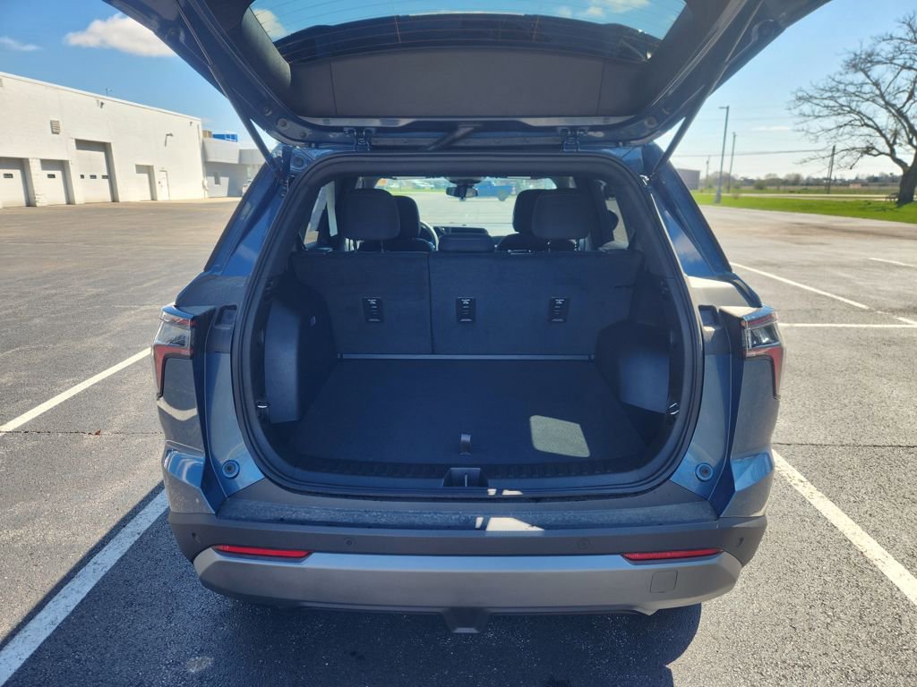 Used 2026 Chevrolet Equinox LT image 29