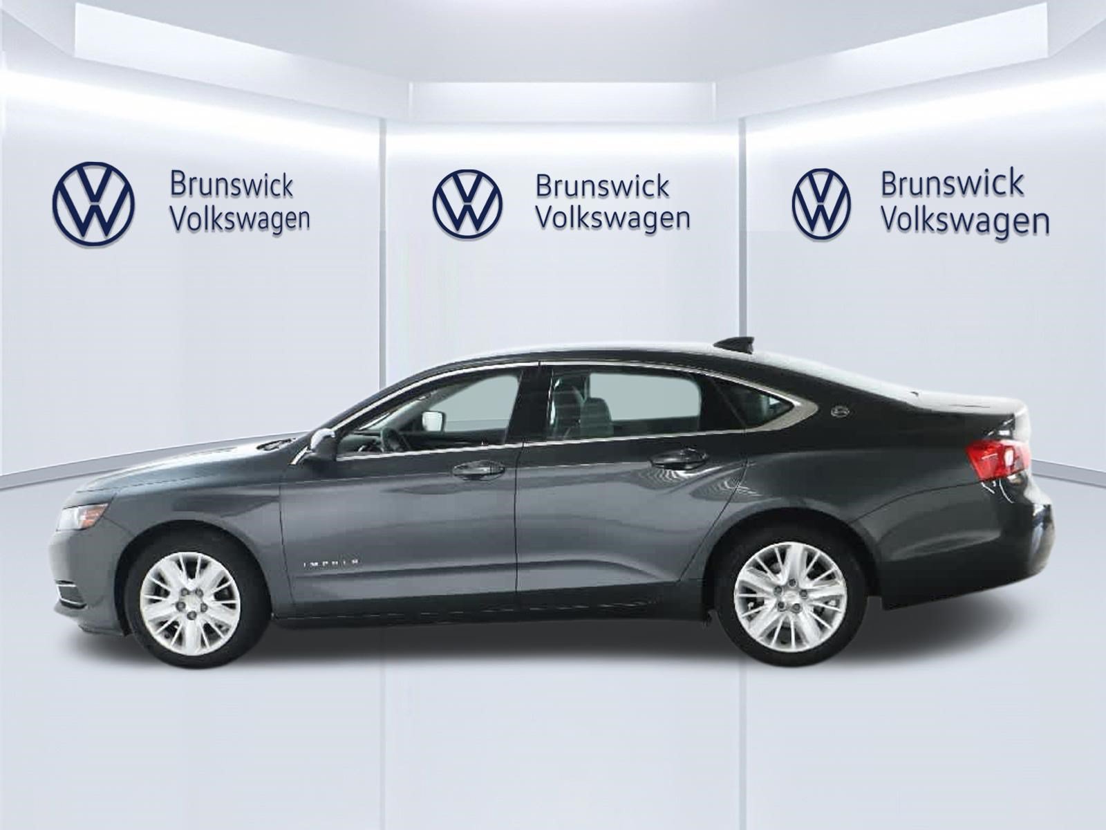 Used 2018 Chevrolet Impala LS FWD image 36