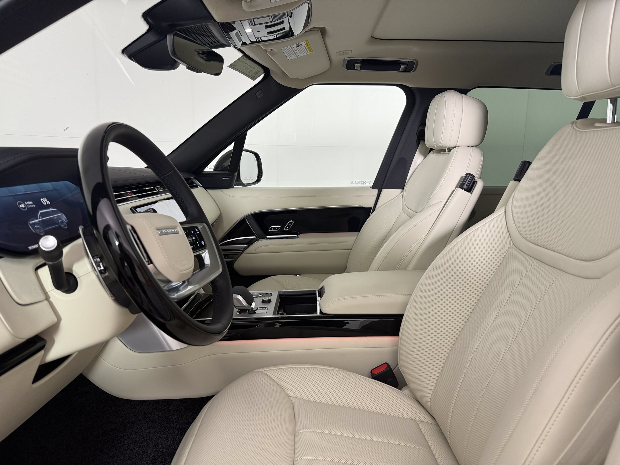 New 2027 Land Rover Range Rover SE AWD/4WD image 5