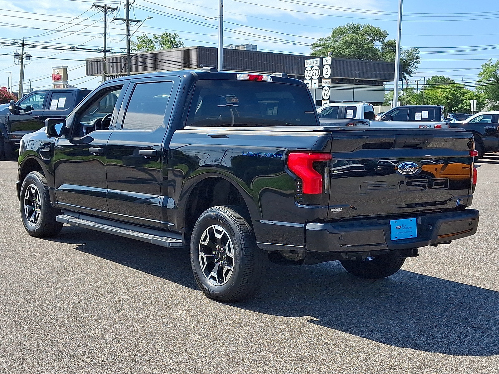 Certified 2023 Ford F150 Lightning XLT AWD/4WD image 7