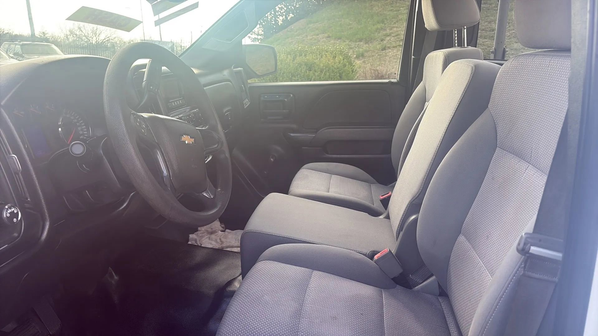 Used 2015 Chevrolet Silverado 1500 W/T image 8