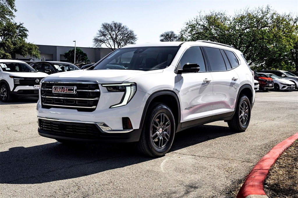 Used 2025 GMC Acadia Elevation image 9