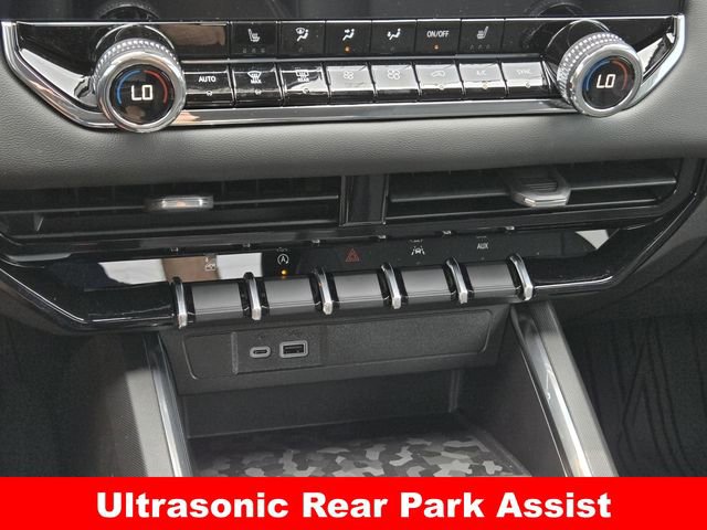 New 2026 GMC Canyon Elevation w/ Convenience Package image 17