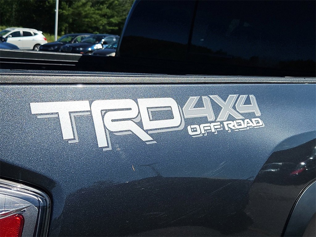 Used 2021 Toyota Tacoma TRD Off-Road image 12