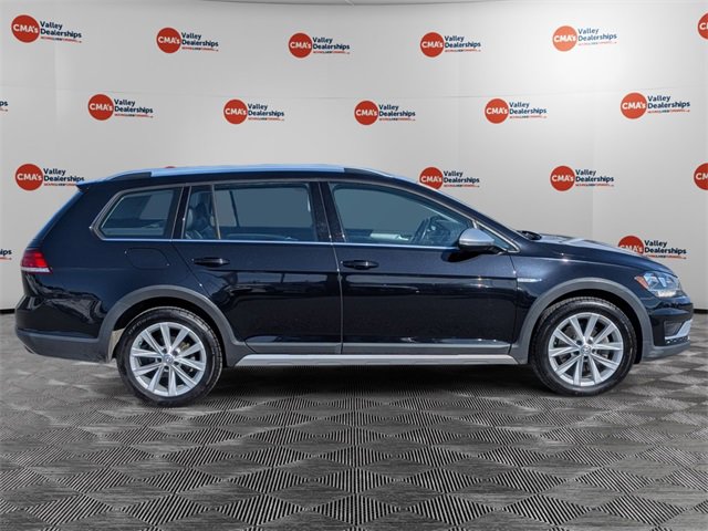 Used 2019 Volkswagen Golf Alltrack S image 4