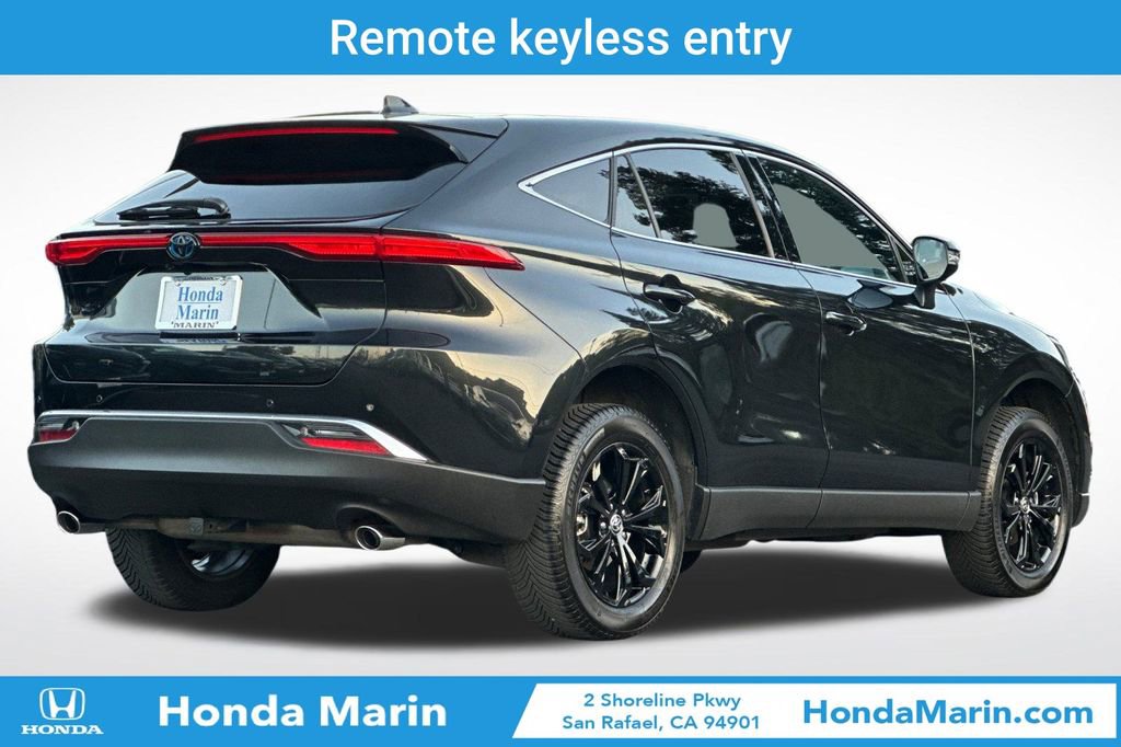 Used 2023 Toyota Venza Nightshade image 5