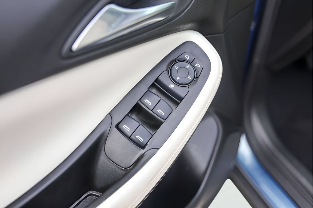 Used 2024 Buick Encore GX Preferred FWD image 21