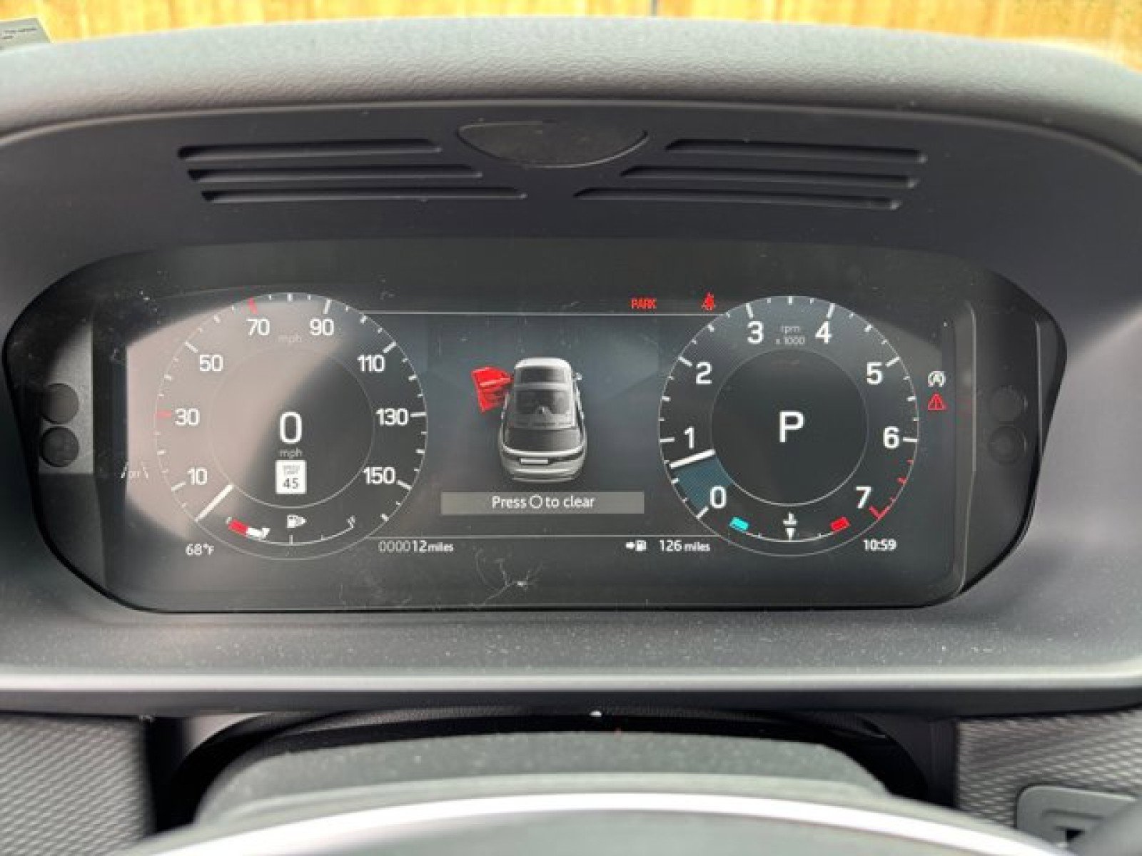 New 2025 Land Rover Discovery Dynamic SE image 24