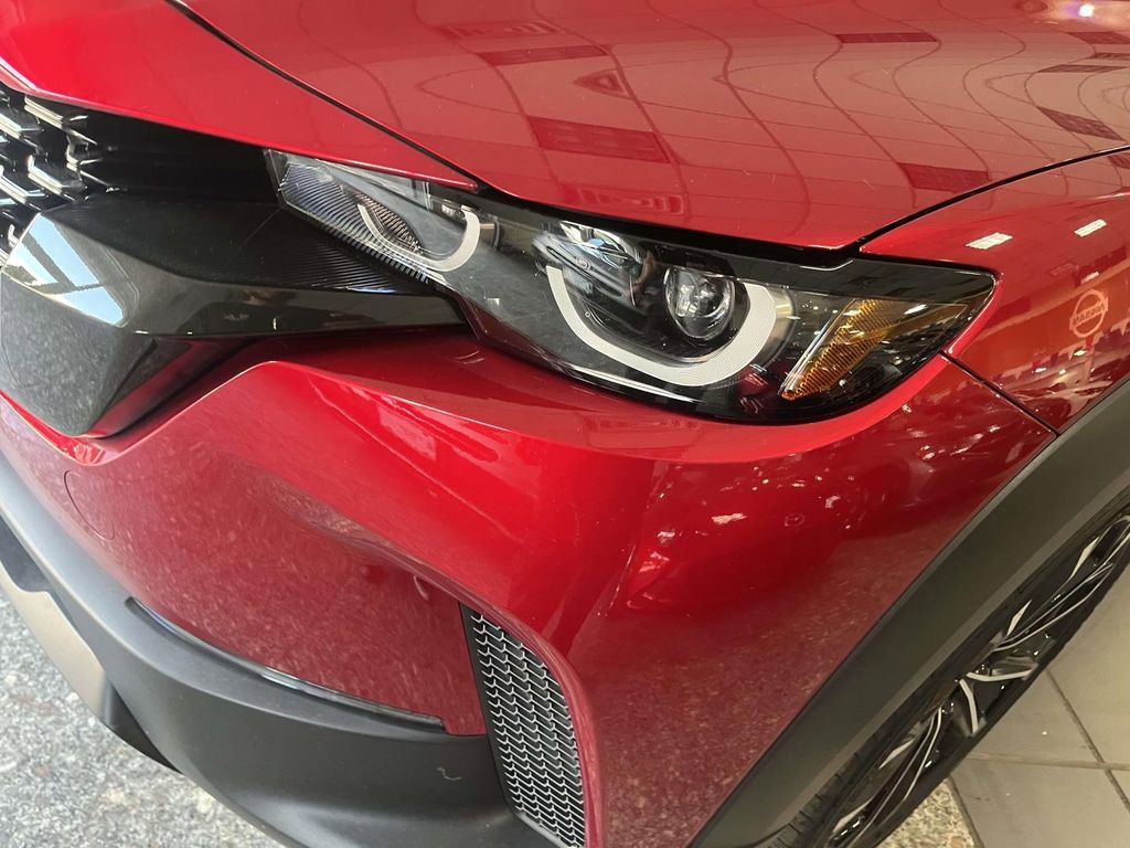 Used 2025 MAZDA CX-50 AWD 2.5 S w/ Premium Plus Pkg image 9