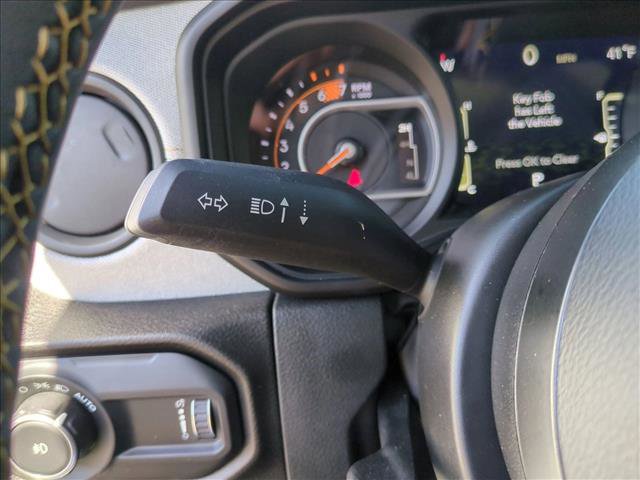 Used 2024 Jeep Wrangler Willys image 17