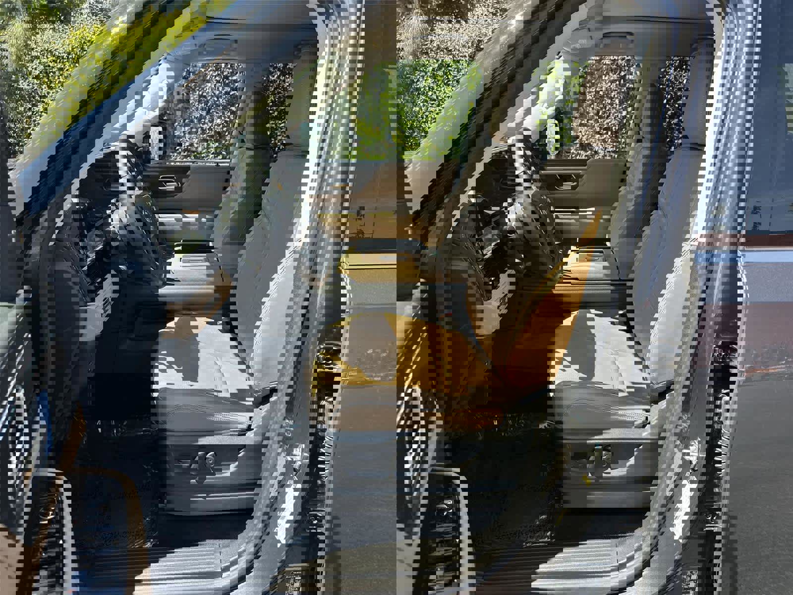 Used 2025 INFINITI QX80 Luxe image 11