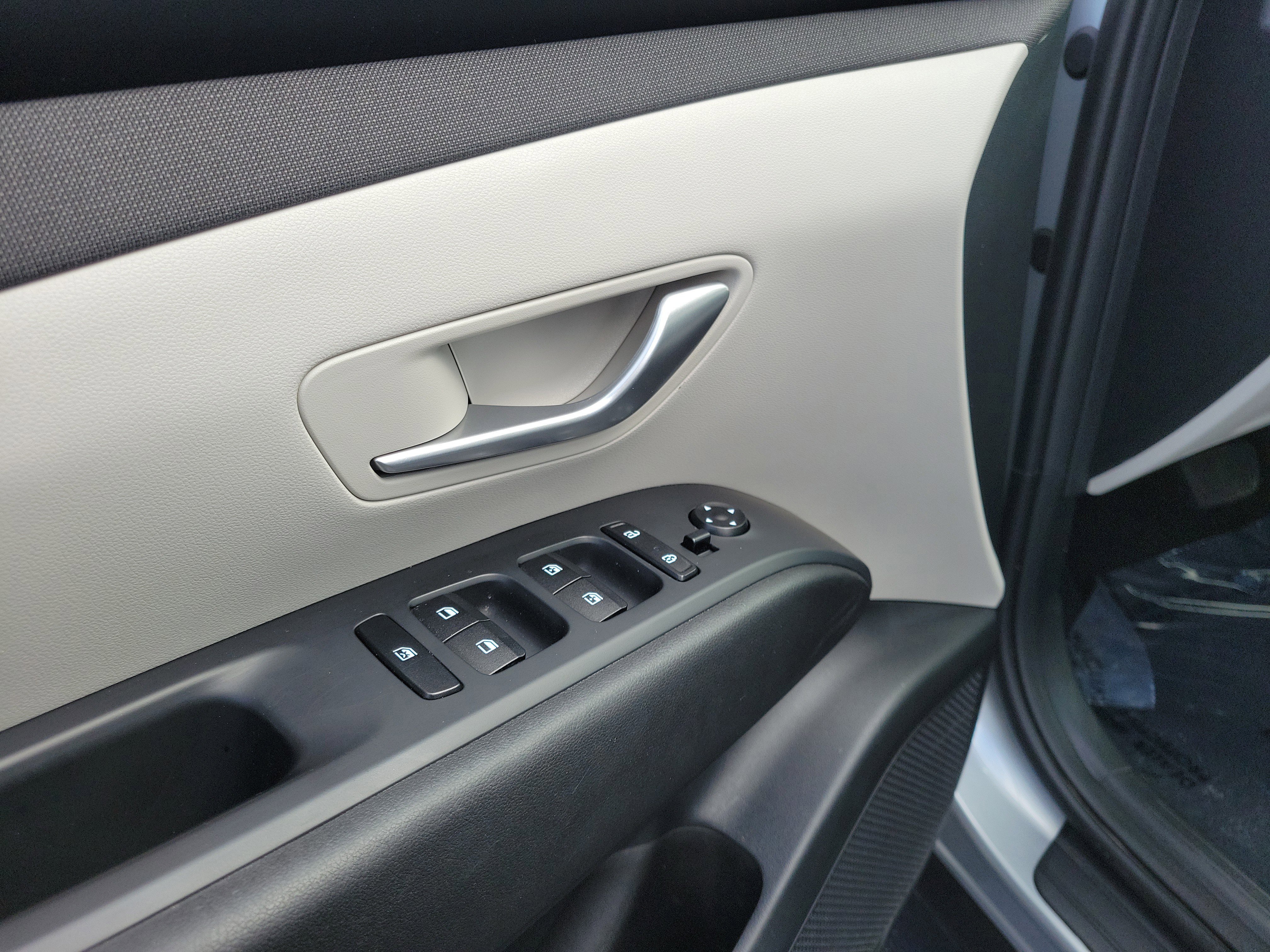 Used 2023 Hyundai Tucson SEL w/ Convenience Package image 18