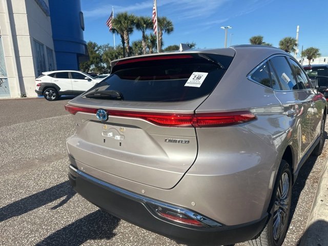 Used 2024 Toyota Venza Limited image 40