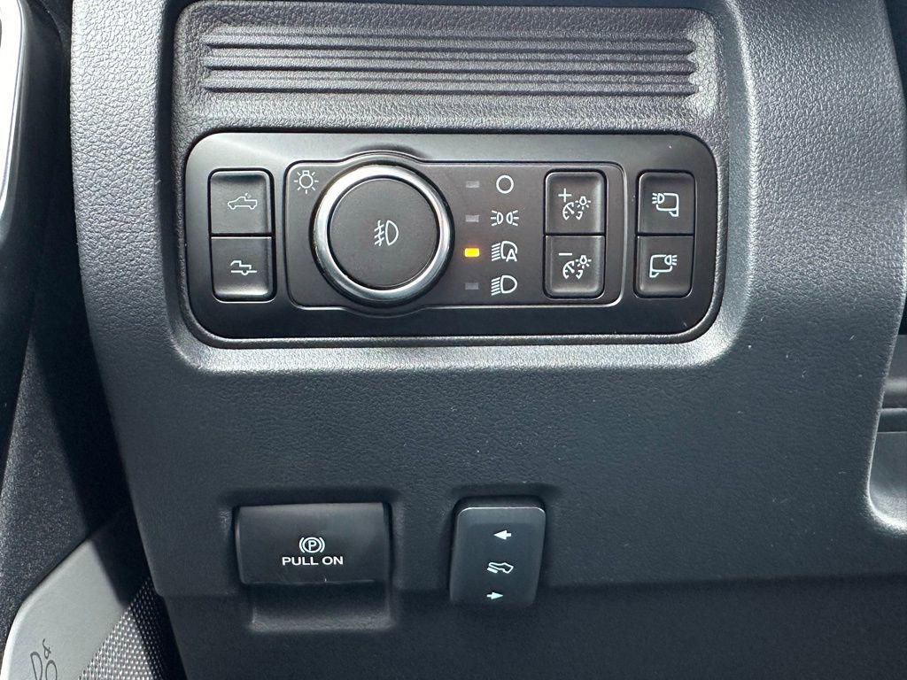 New 2026 Ford F350 Platinum w/ Tremor Off-Road Package image 26