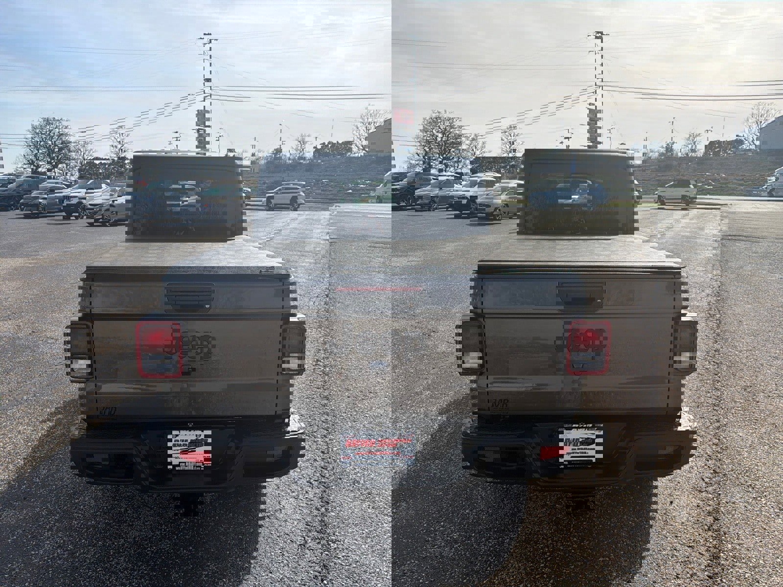 Used 2023 Jeep Gladiator Sport image 7