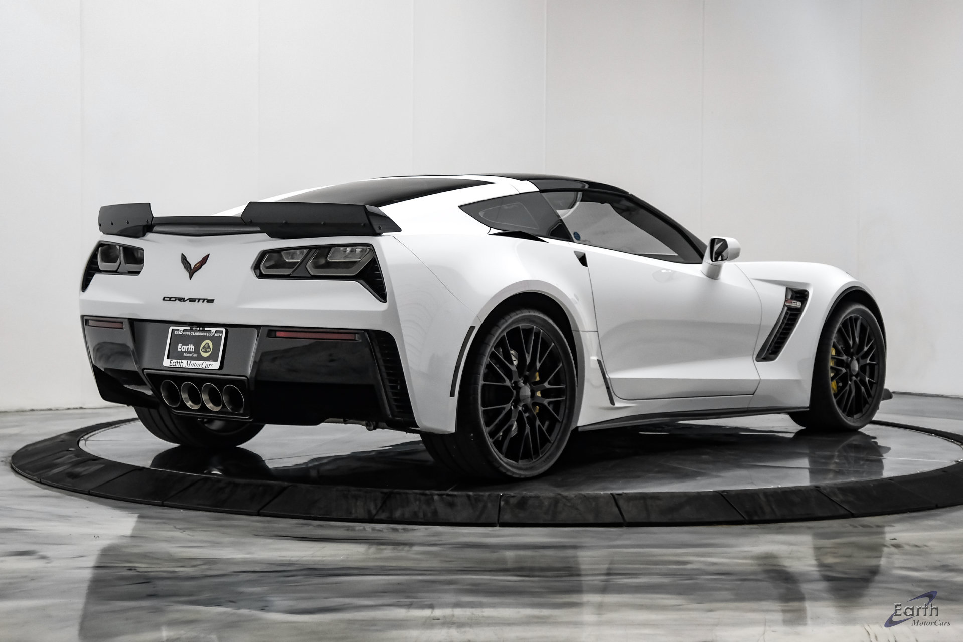 Used 2016 Chevrolet Corvette Z06 w/ 2LZ Preferred Equipment Group RWD image 21