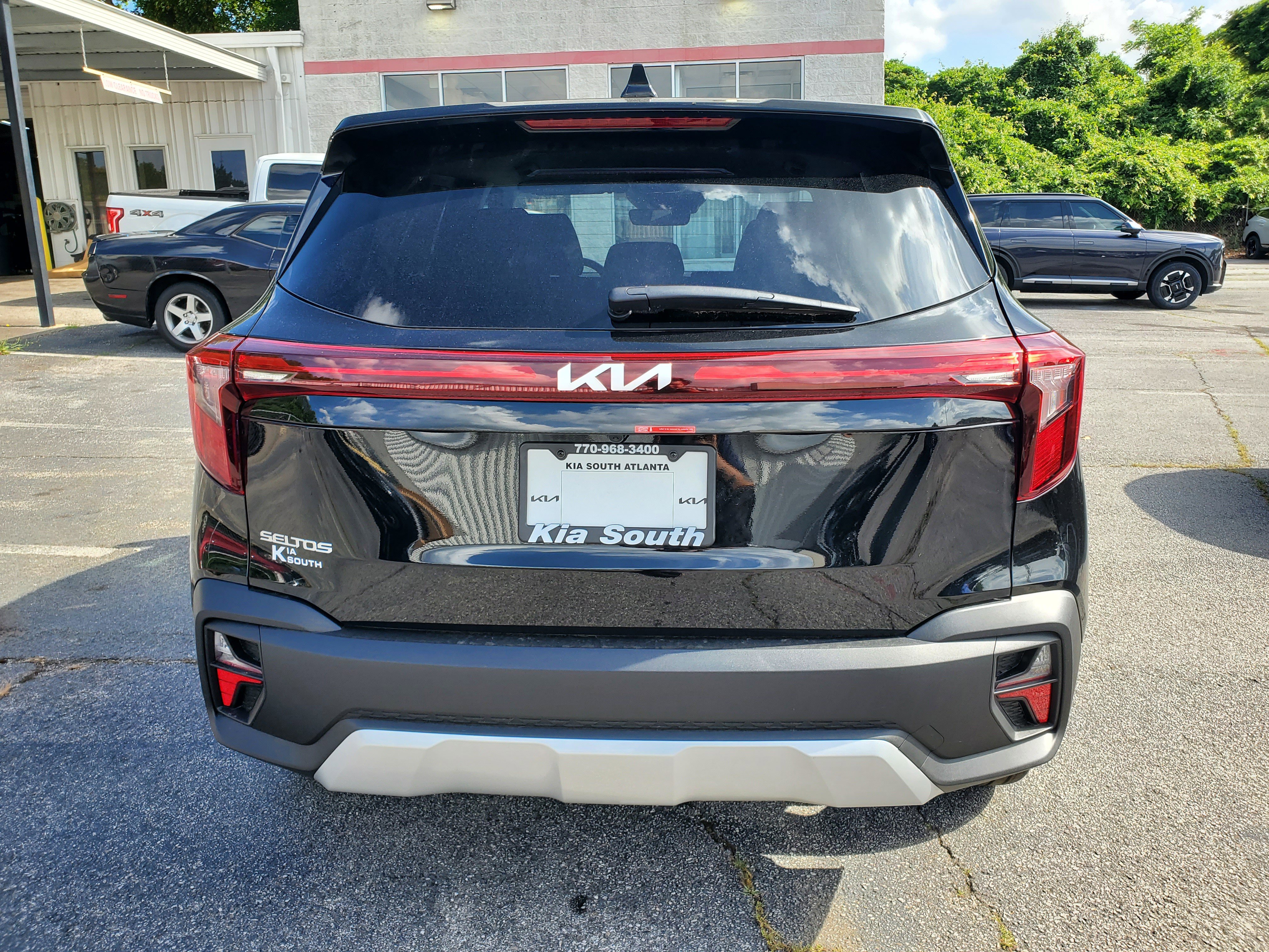 New 2026 Kia Seltos LX FWD image 5