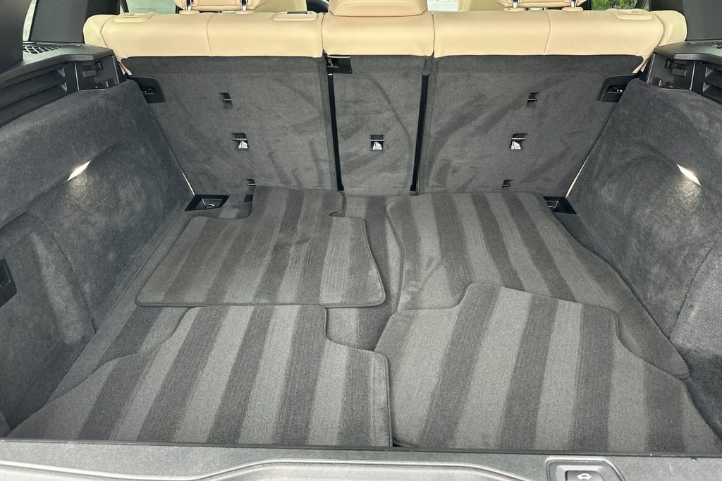 Used 2022 BMW X5 sDrive40i w/ Climate Comfort Package image 14