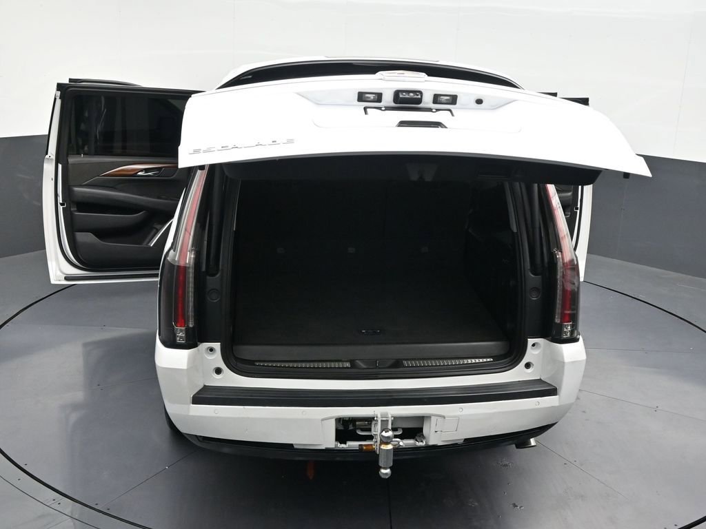 Used 2019 Cadillac Escalade ESV Premium Luxury RWD image 39