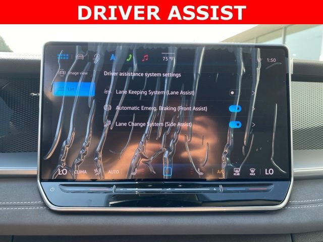 New 2025 Volkswagen Tiguan SE image 4