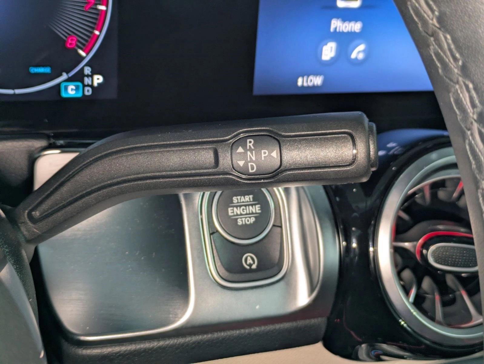 Certified 2025 Mercedes-Benz GLB 250 4MATIC image 11