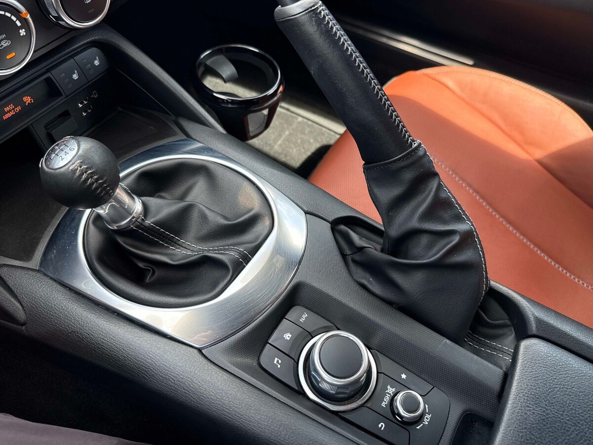 Used 2023 MAZDA MX-5 Miata Grand Touring RWD image 26