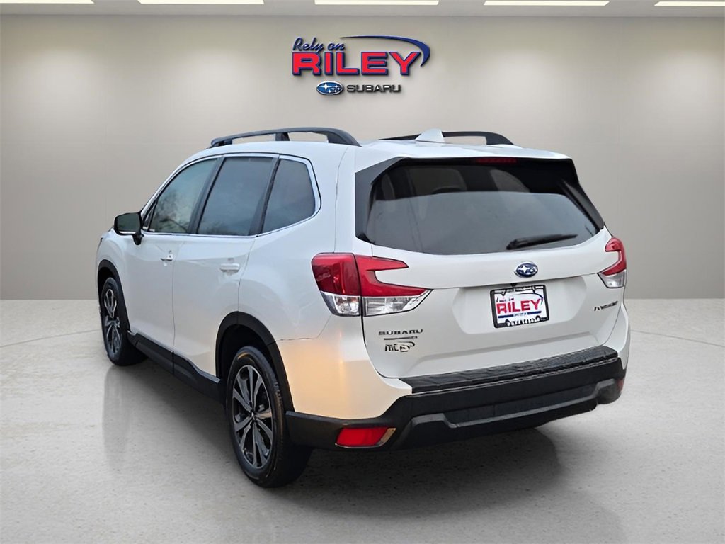 Used 2021 Subaru Forester Limited w/ Popular Package #3 image 3