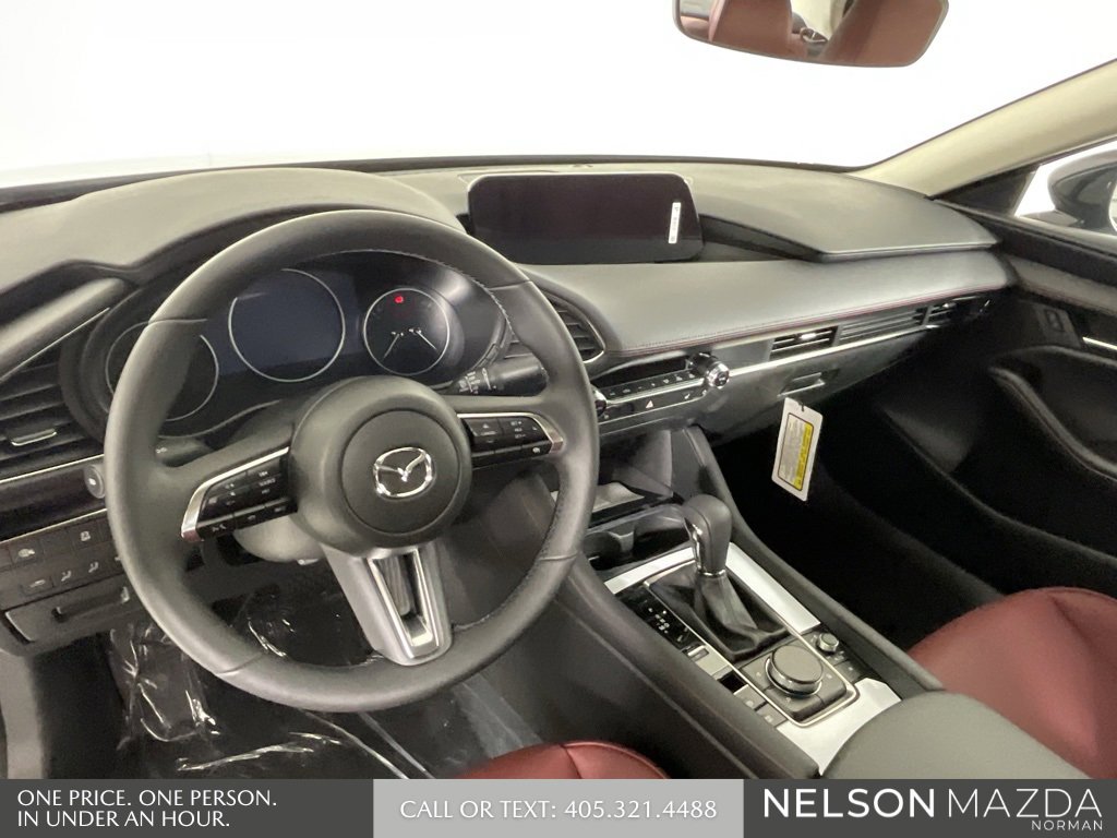 New 2026 MAZDA MAZDA3 Carbon image 31